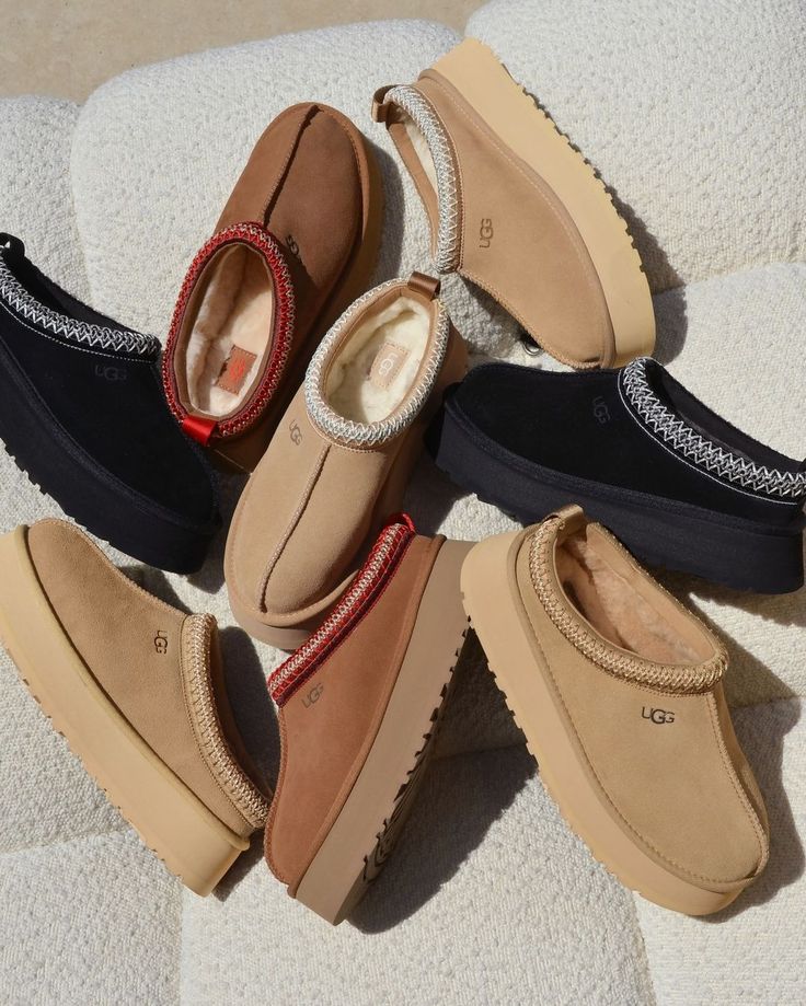 UGGS